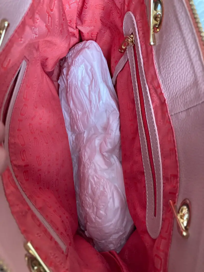 Cartera rosada de cuero - 5