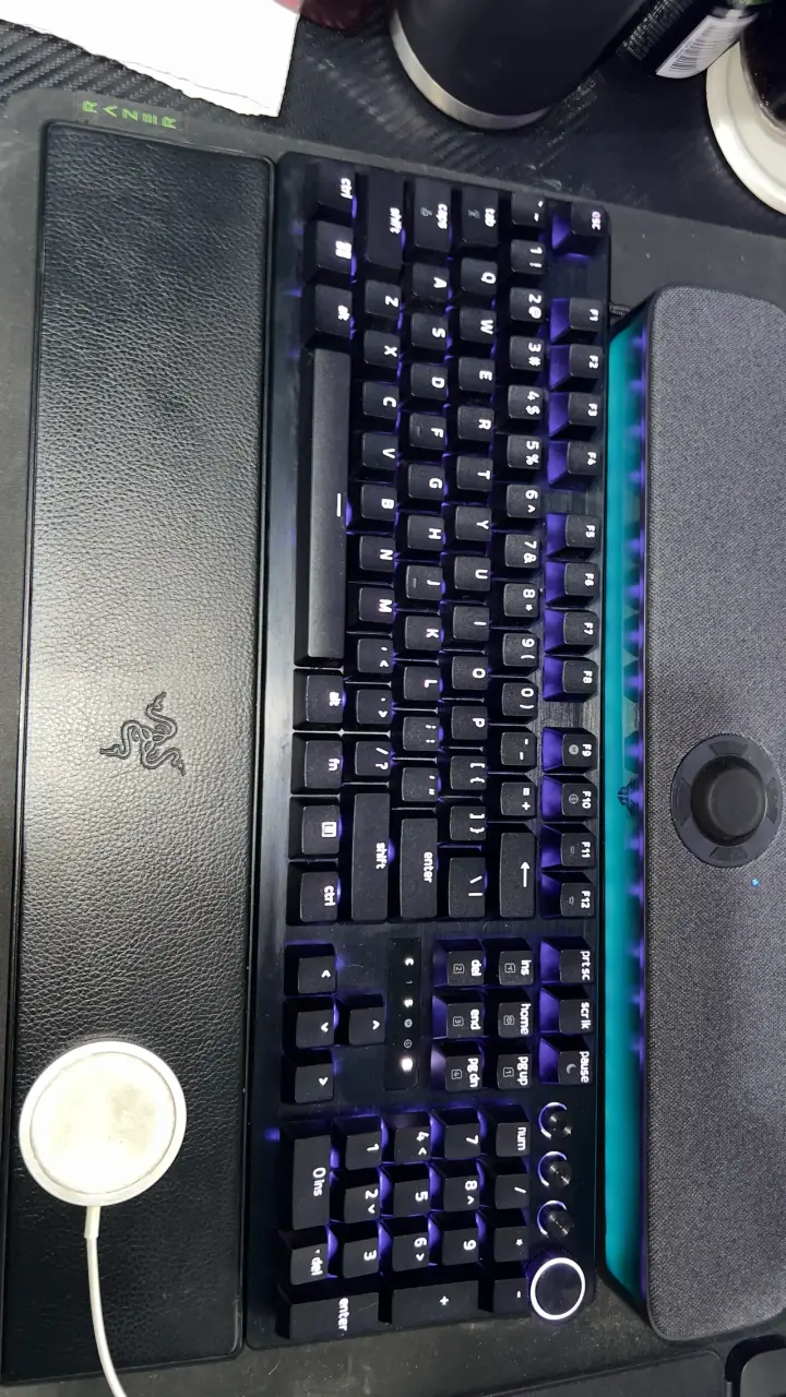 Teclado mecánico Razer Huntsman v3 pro 100% - 2