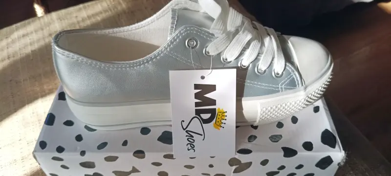 Zapatillas plateadas MD Shoes