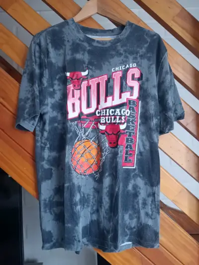 Poleras Chicago Bulls y AC/DC - miniatura 3