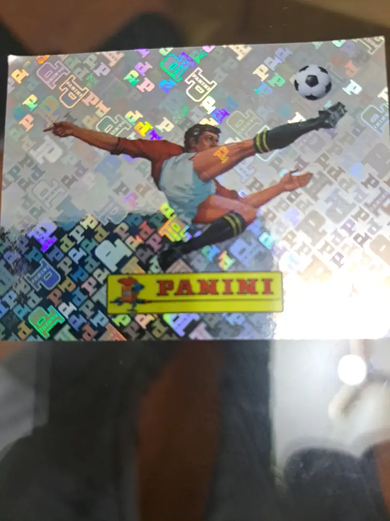 Tarjeta holográfica Panini número 00