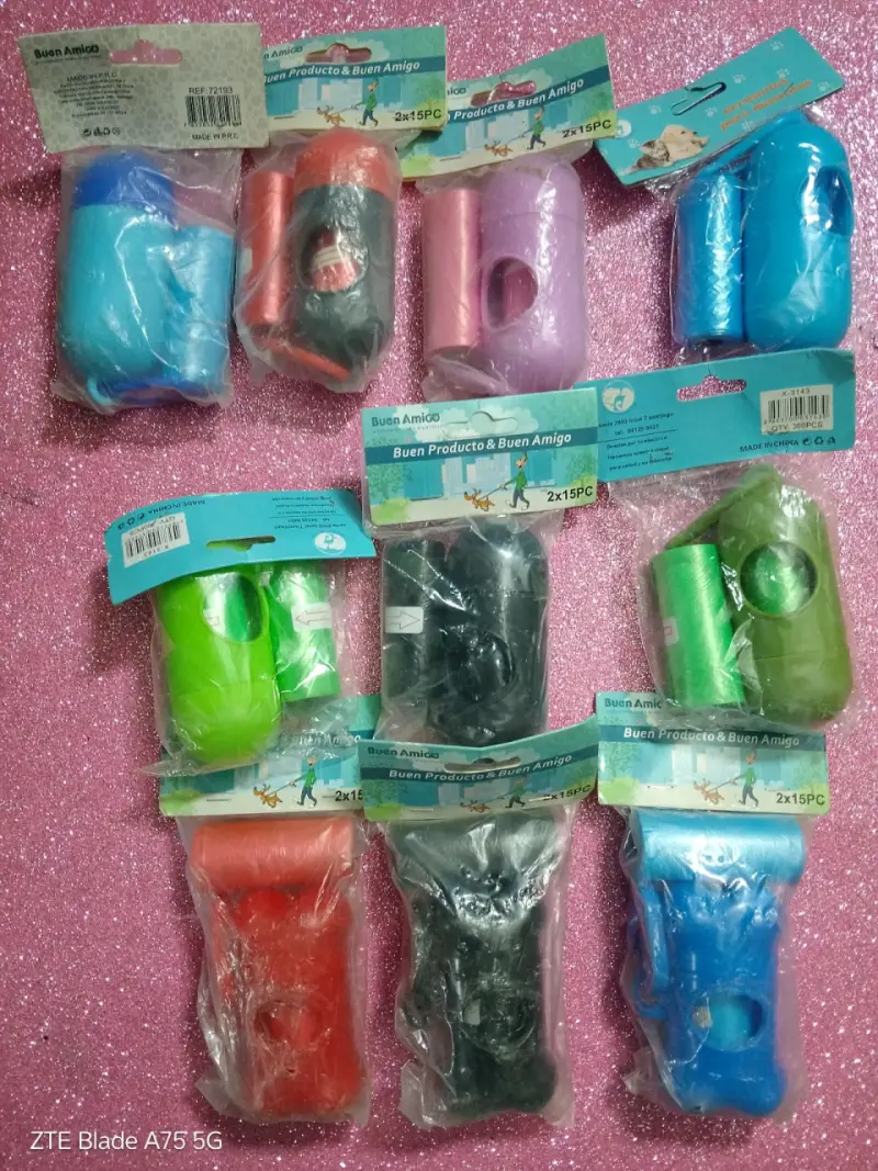 Dispensador de bolsas para mascotas