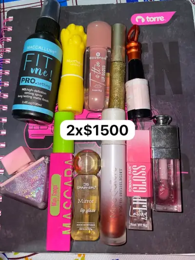 Set de maquillaje variado - miniatura 1