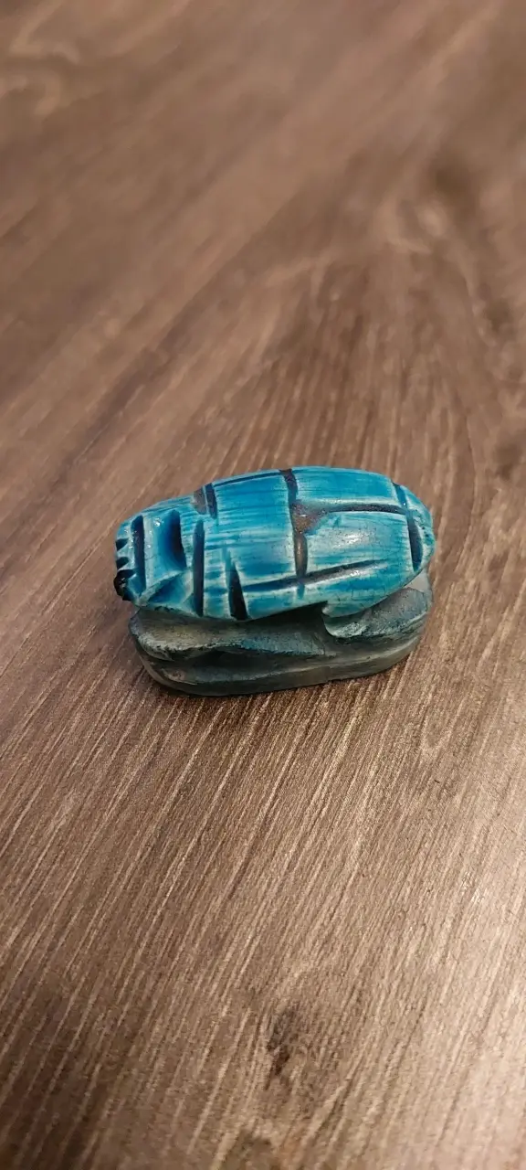 Escarabajo decorativo azul de la suerte - 3
