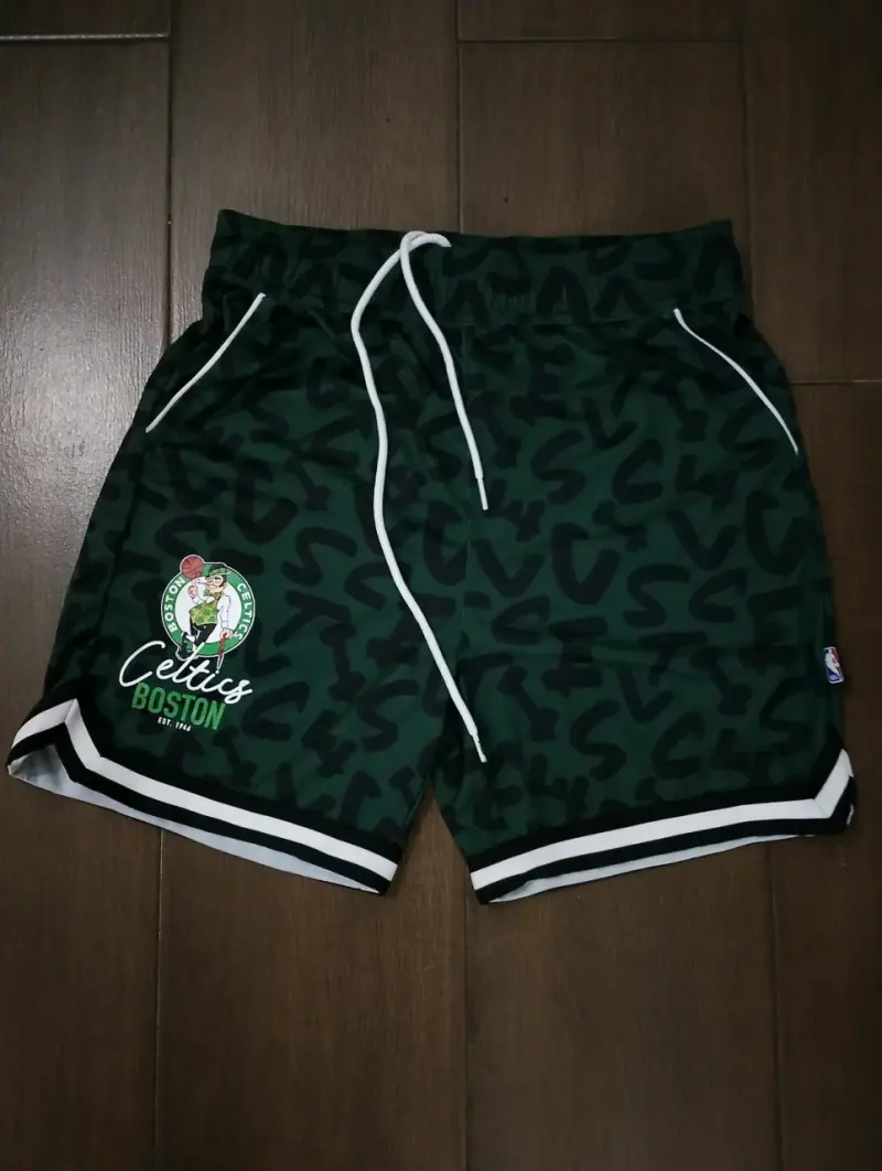 Shorts deportivos Celtics verde - 1