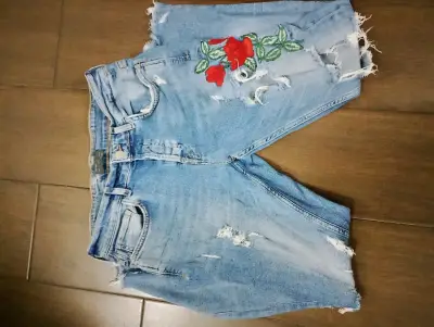 Jeans de mezclilla Zara con bordado - miniatura 1