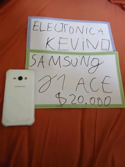 Samsung Galaxy j1  Ace - miniatura 3