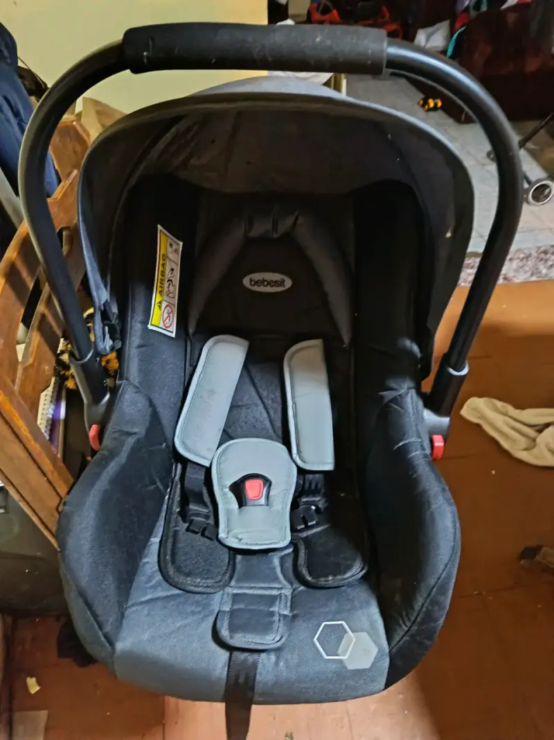 Silla de auto Bebesit negra - 5