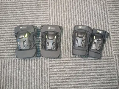Set de rodilleras y coderas - miniatura 1
