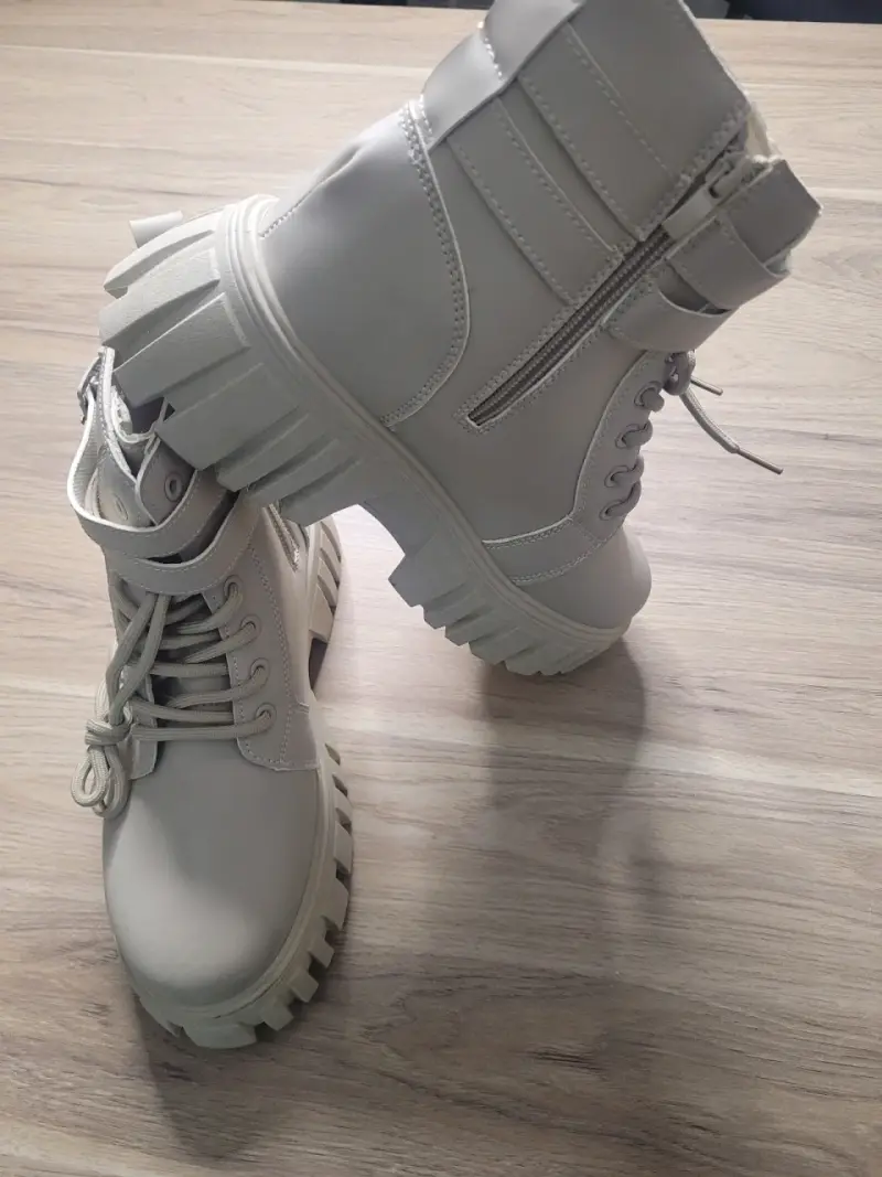 Botines beis con cremallera - 1
