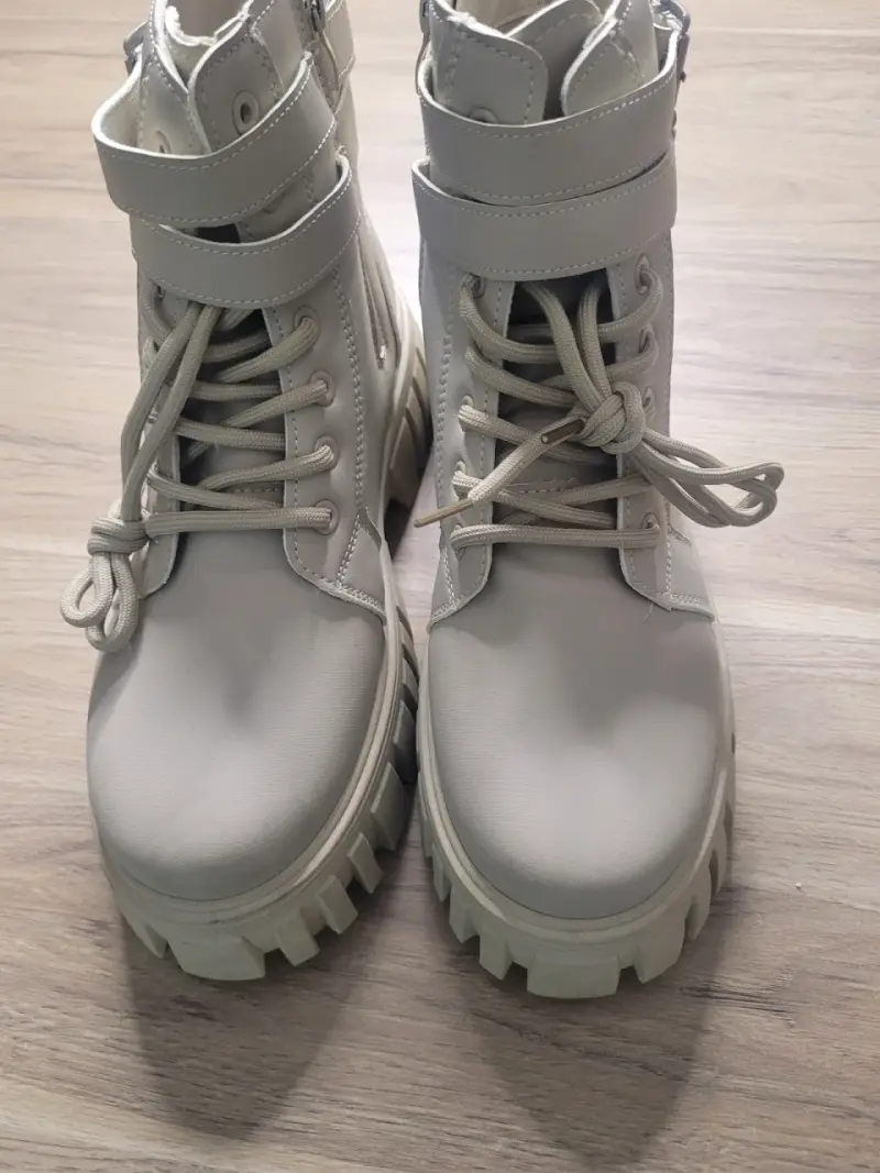 Botines beis con cremallera - 3