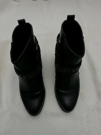 Botines negros de tacón alto - miniatura 3