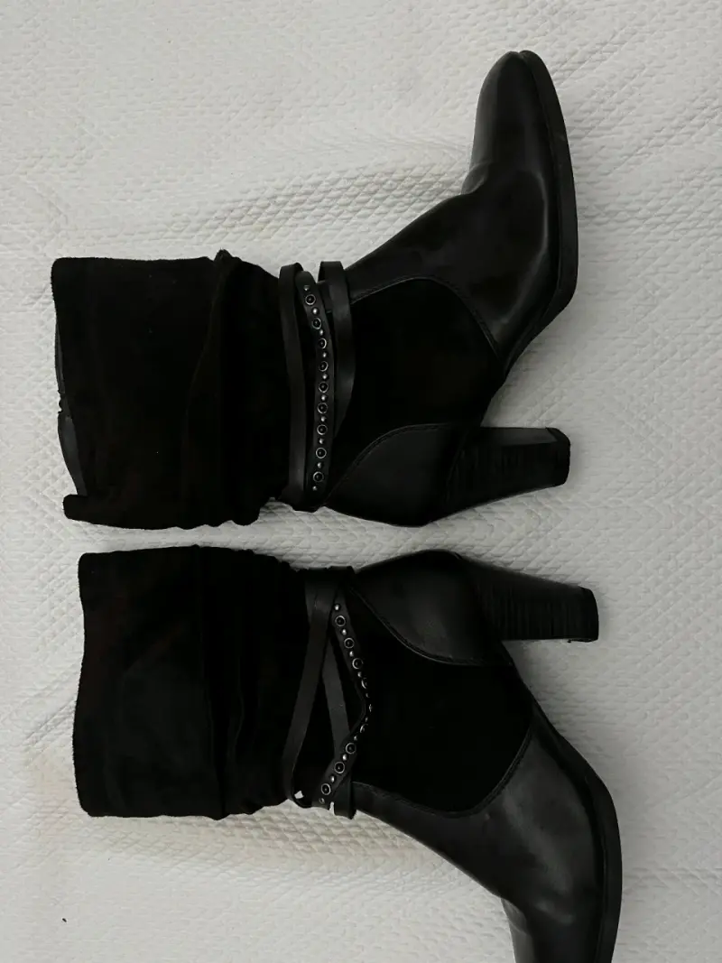 Botas café oscuro con taco alto - 1