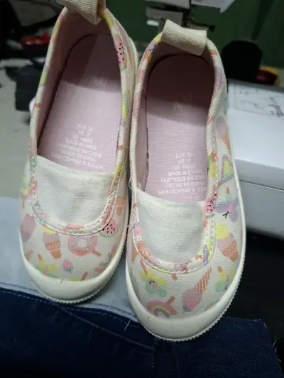 Zapatos infantiles estampados - miniatura 1