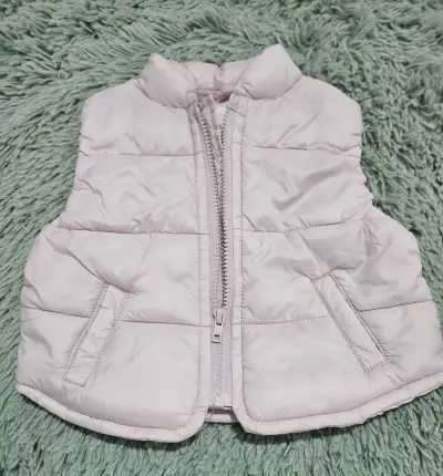 Chaqueta acolchada sin mangas - miniatura 1