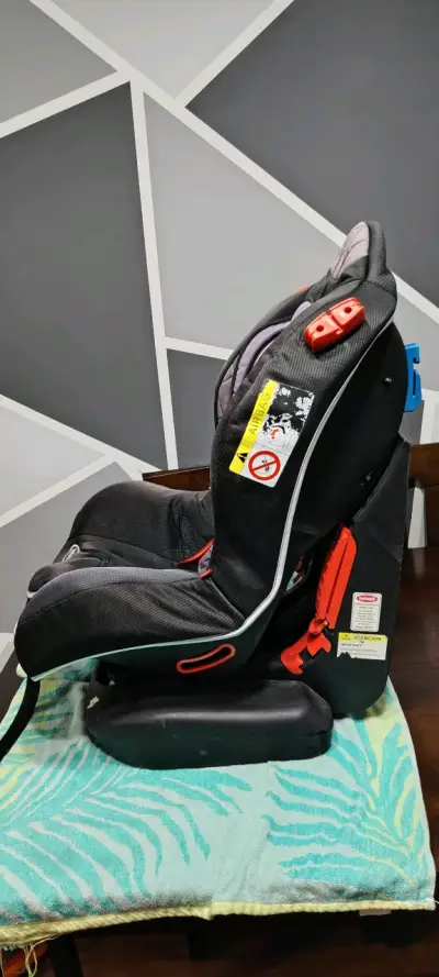 Silla de auto Bebesit GTI negra - miniatura 2