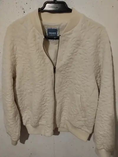 Chaqueta blanca de tela texturizada - miniatura 1