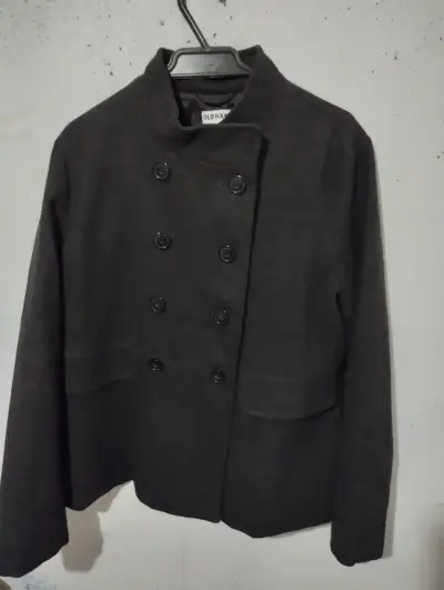 Chaqueta blanca de tela texturizada - miniatura 4