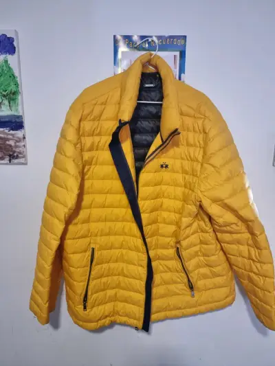 Chaqueta acolchada amarilla marca " La Martina" - miniatura 1