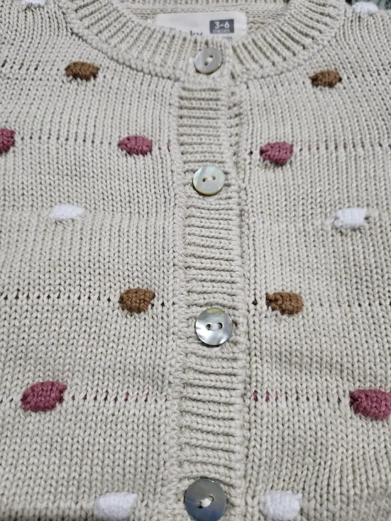 Chaleco bebé beige con botones - 3