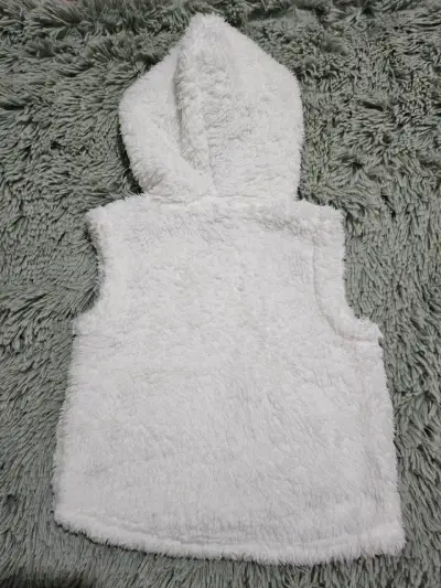 Polar sin mangas con capucha - miniatura 2