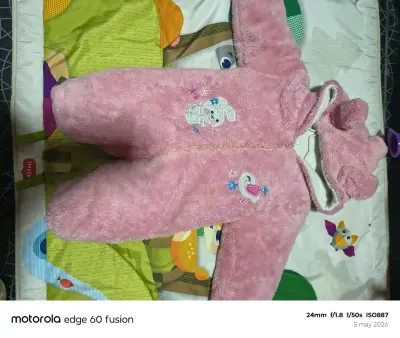 Pijama de bebé polar rosado - miniatura 2