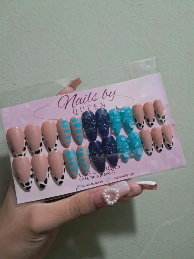 Uñas postizas multicolor