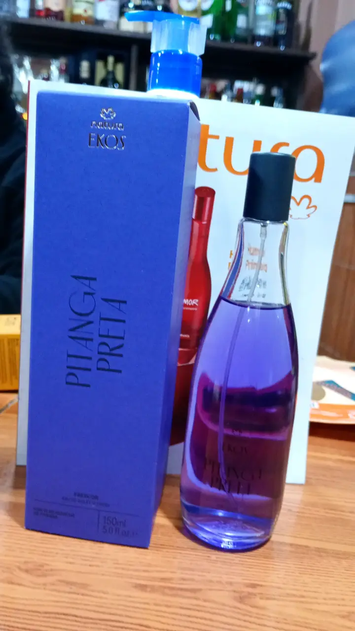 Perfume Natura Ekos Pitanga Preta