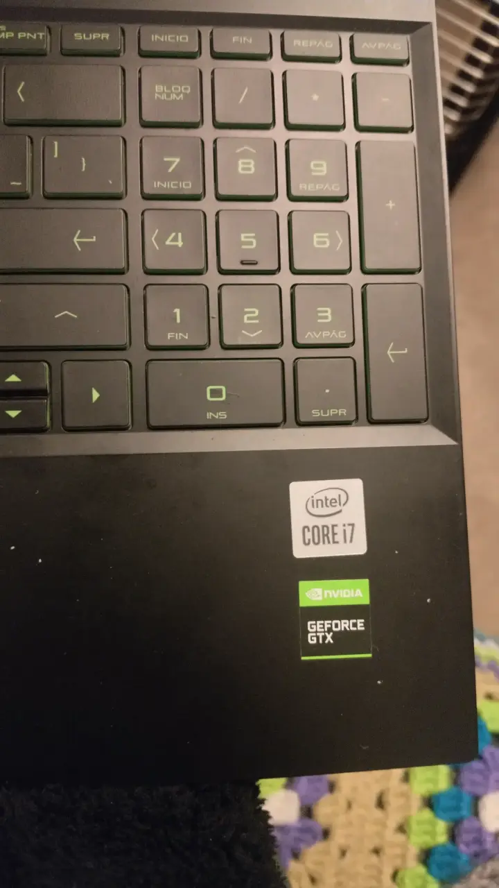 Laptop HP gaming negro - 4