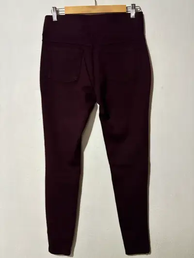 Leggings burdeos con etiqueta - miniatura 2