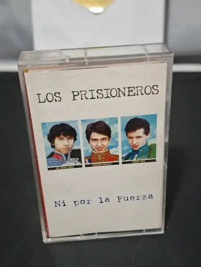 Cassette Los Prisioneros Ni por la Fuerza - miniatura 2