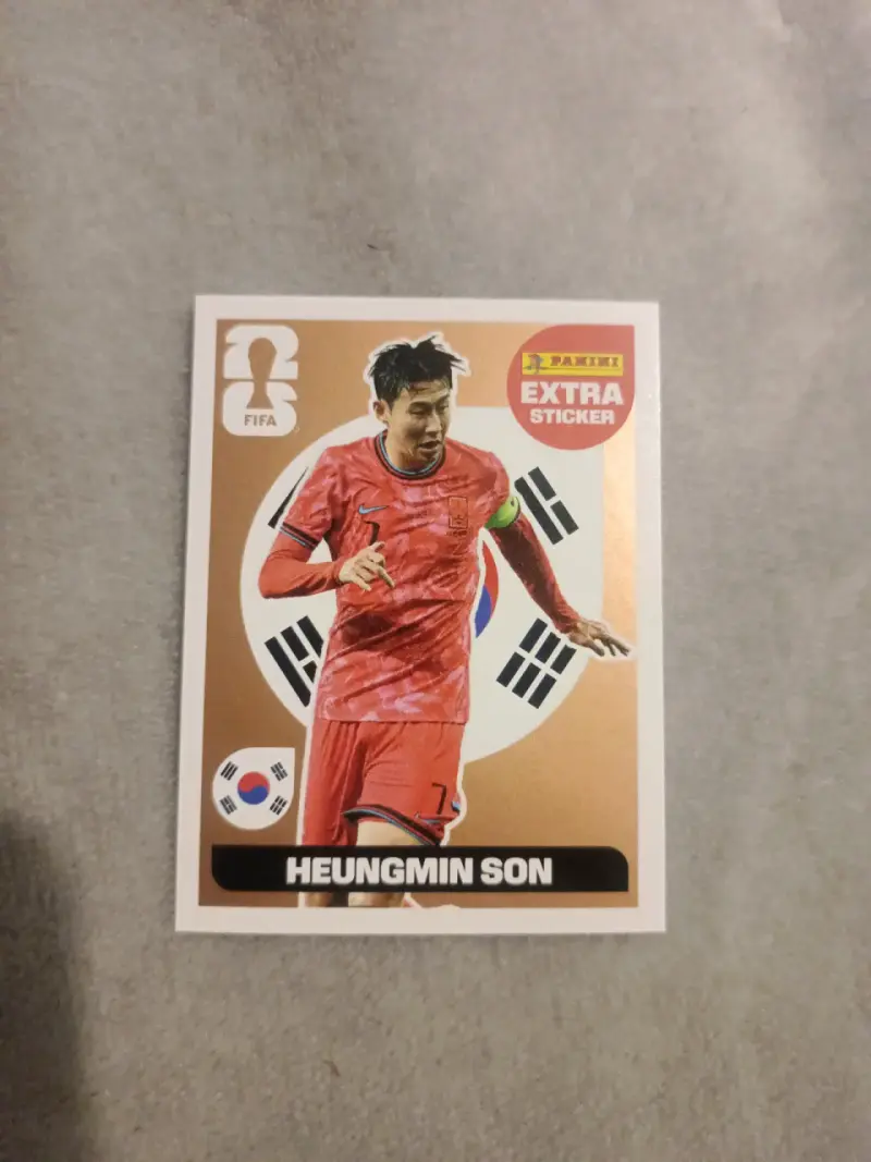 Lámina Panini extra Heungmin Son