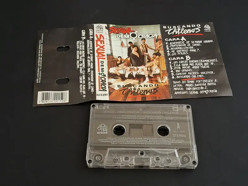 Cassette Sexual Democracia 'Buscando Chilenos' - 2