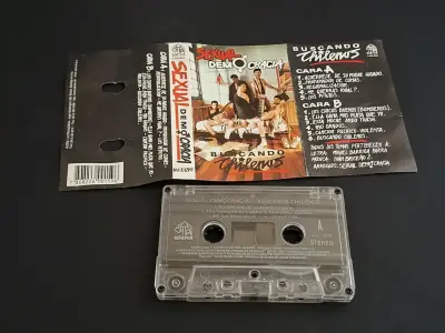 Cassette Sexual Democracia 'Buscando Chilenos' - miniatura 2