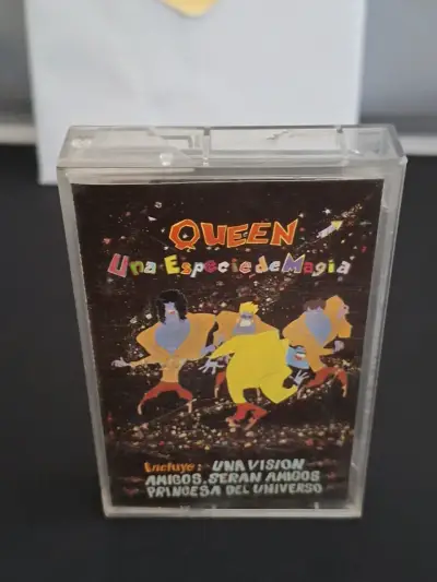 Cassette de Queen Una especie de magia - miniatura 1