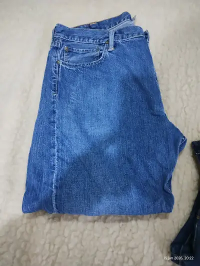 Jeans azules clásicos - miniatura 1