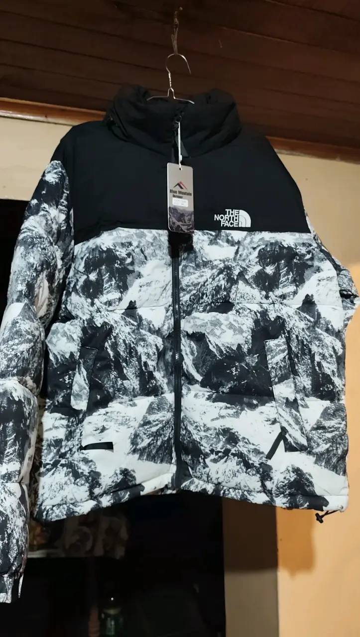 Chaqueta The North Face estampada - 2