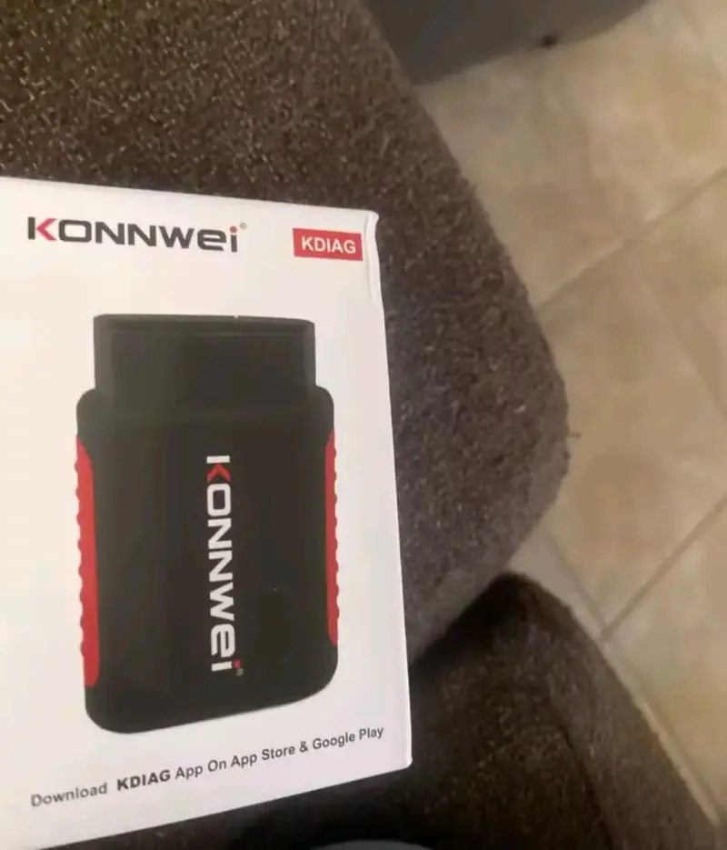 Escáner OBDII Konnwei para autos - 4