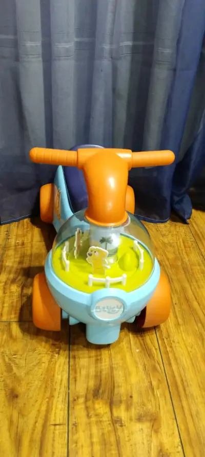 Correpasillos Bluey para niños - miniatura 3