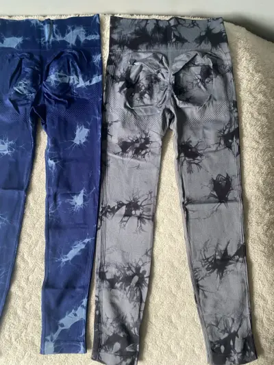 Calzas deportivas tie-dye azul y gris - miniatura 1