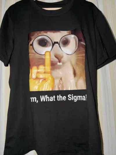 Polera negra con diseño divertido de gato - miniatura 1