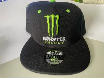 Gorra Monster Energy negra ajustable. Nueva - miniatura 1