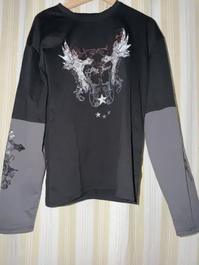 Polera manga larga emo - miniatura 1