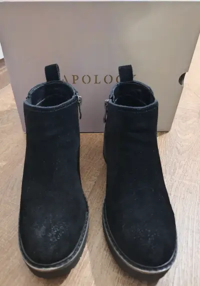 Botines negros de gamuza Apology - miniatura 1
