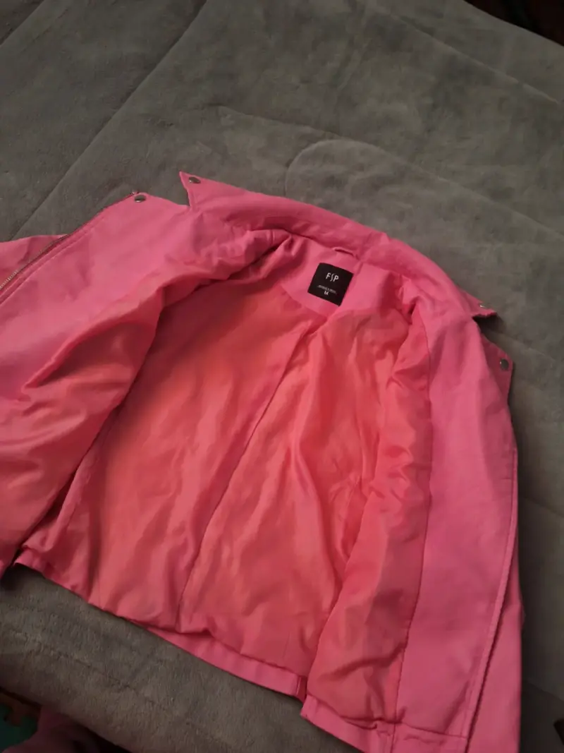 Chaqueta rosada de cuero sintético - 3
