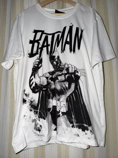 Polera Batman blanca y negra - miniatura 1