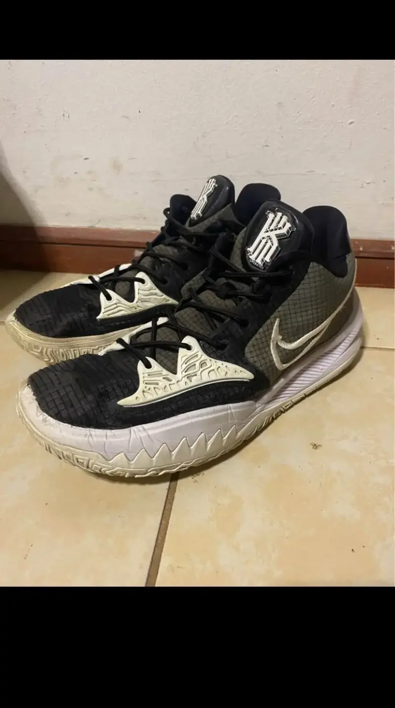 Zapatillas deportivas - 2