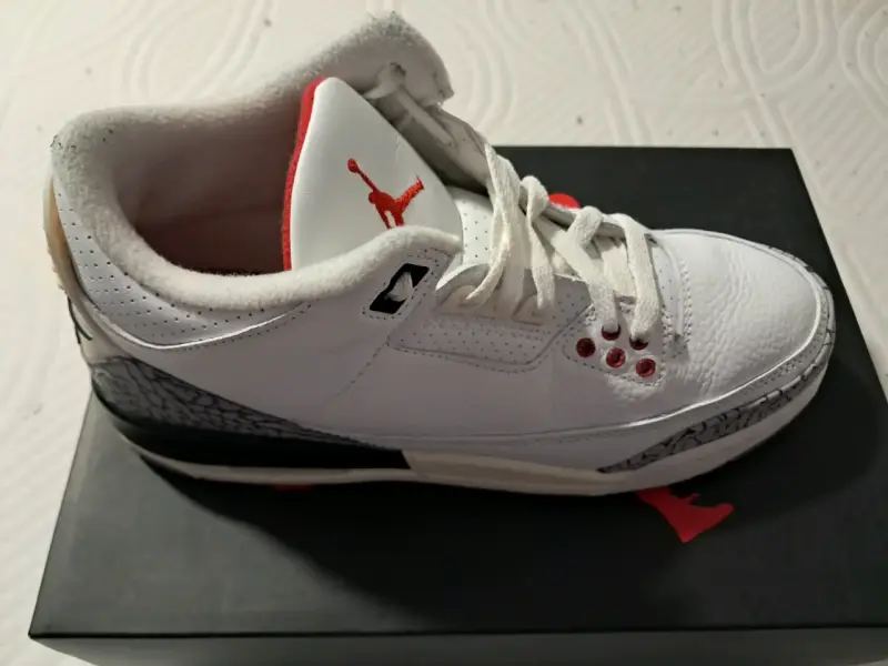 zapatilla Air Jordan3 retro (GS) mujer - 2
