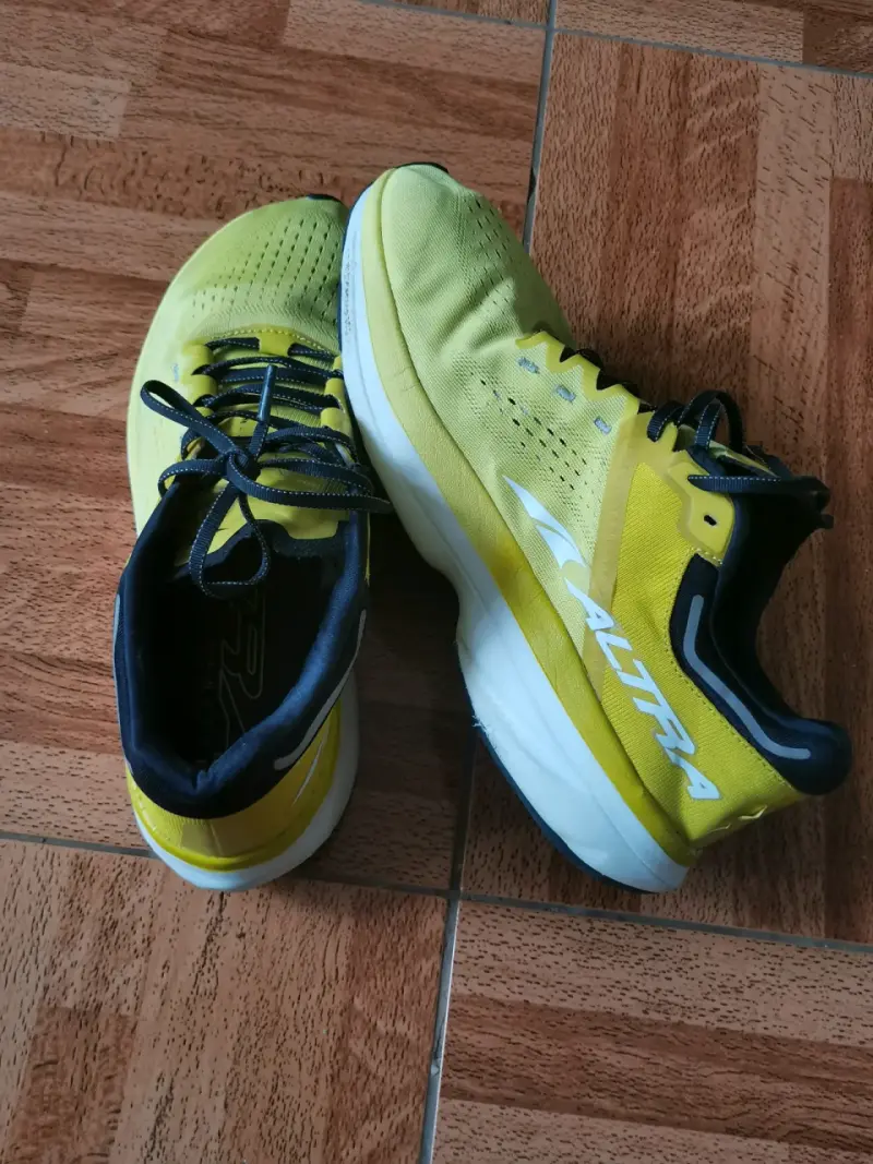 Zapatillas deportivas amarillas - 3