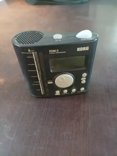 Metrónomo digital Korg KDM-2 - miniatura 2